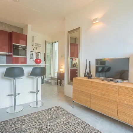 アパート Famele Wave アルデイア・ド・メコ